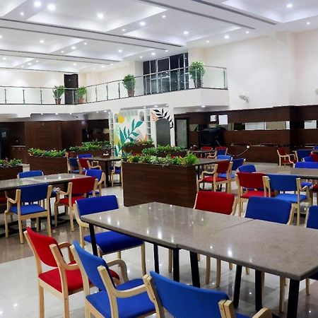 The Richi Rich Hotel And Resort Indore Exterior photo